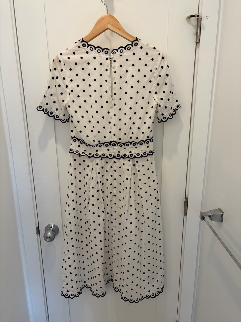 BODEN Kimberly Embroidered White with Navy Polka Dots Dress UK 10R / US 6R - Picture 5 of 13